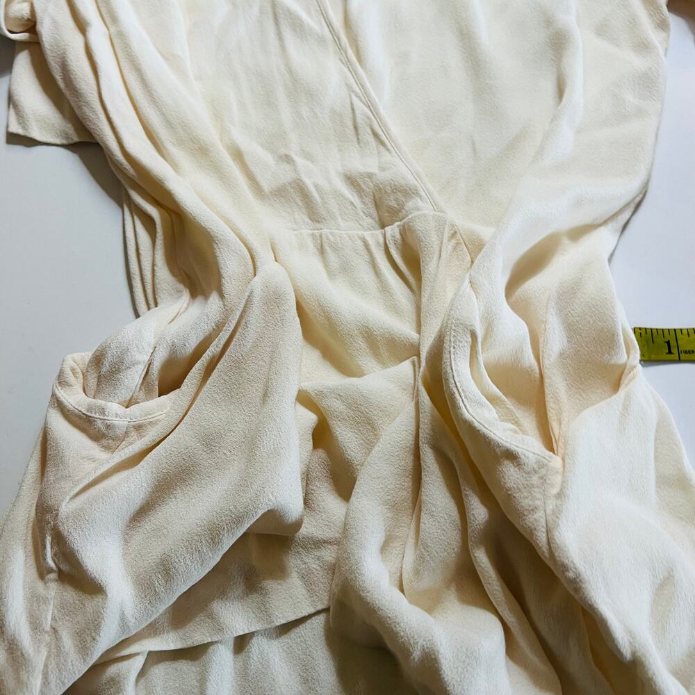 Garnet Hill Three Quarter Sleeves Top Size 6 Cream - Picture 5 of 8